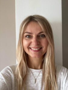 Jana - Senior Stylist