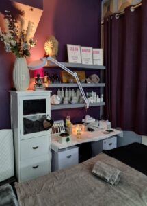 massage salon southwick